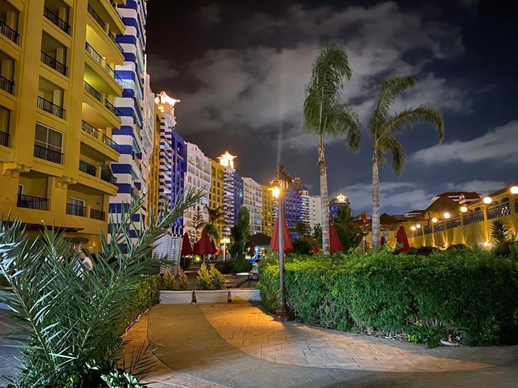 Porto Marina Resort Chalets Families Only Ελ Αλαμέιν Εξωτερικό φωτογραφία