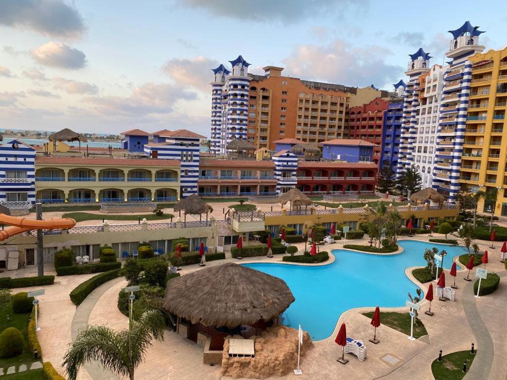Porto Marina Resort Chalets Families Only Ελ Αλαμέιν Εξωτερικό φωτογραφία