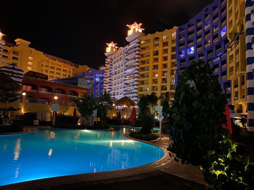 Porto Marina Resort Chalets Families Only Ελ Αλαμέιν Εξωτερικό φωτογραφία