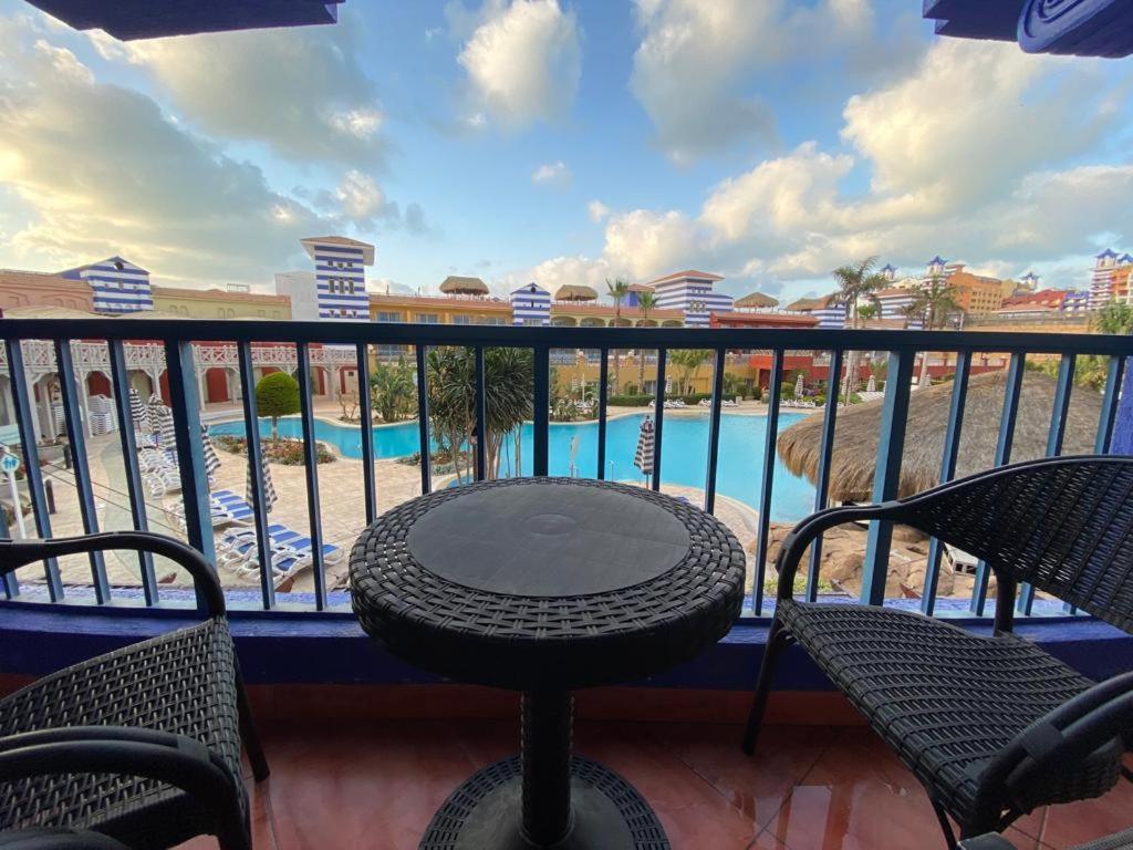 Porto Marina Resort Chalets Families Only Ελ Αλαμέιν Εξωτερικό φωτογραφία