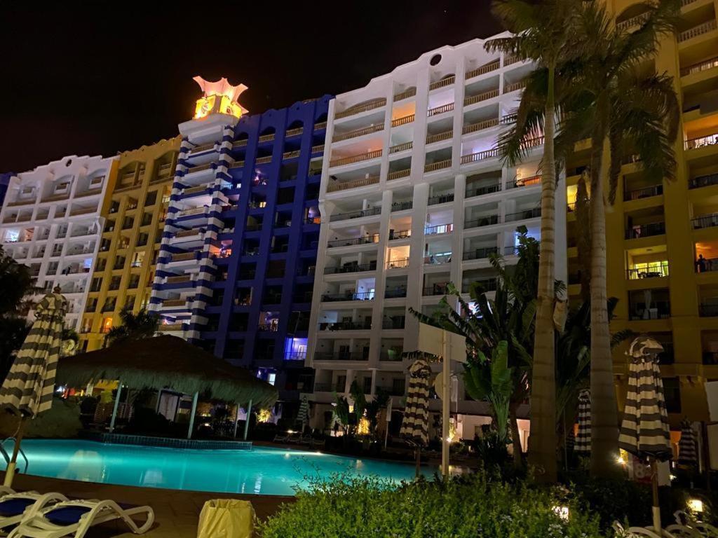 Porto Marina Resort Chalets Families Only Ελ Αλαμέιν Εξωτερικό φωτογραφία